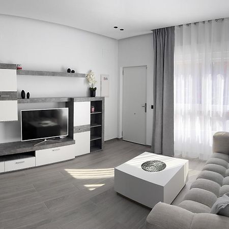 Juan Xxiii Madrid Apartment Кослада Екстериор снимка